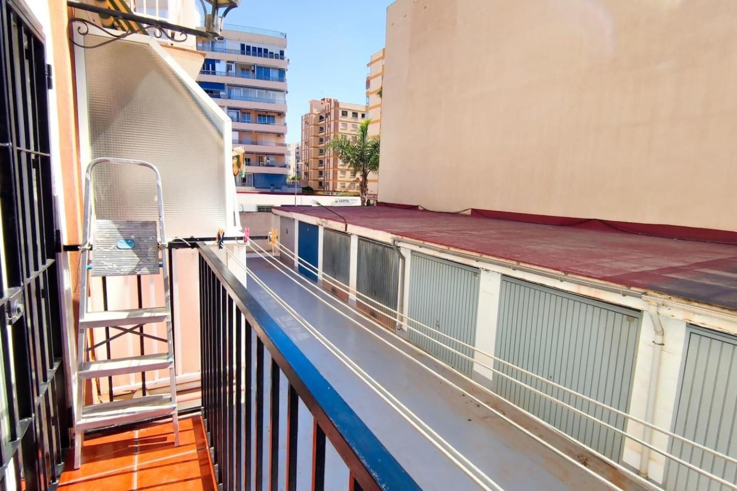 Fantastico Apartamento Totalmente Renovado Torre Del Mar Luaran gambar